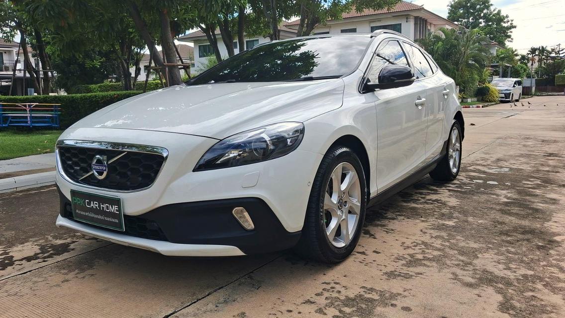 ปี2015 Volvo V40 Cross Country T5 ไมเนอร์ TOP สภาพสวย มือเดียว รูปย่อยที่ 2