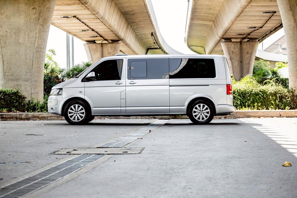 VOLKSWAGEN CARAVELLE 2.0 TDI ดีเซล 2013 สีเทา ประตูไฟฟ้า รูปที่ 8