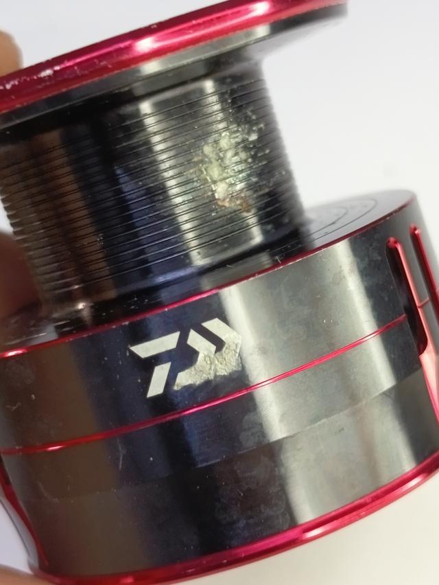 รอกตกปลา Daiwa fuego 3000 LT รูปที่ 2