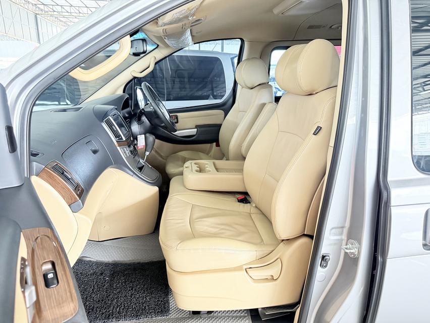 Hyundai H-1 2.5 Deluxe (ปี 2018) Wagon AT 9