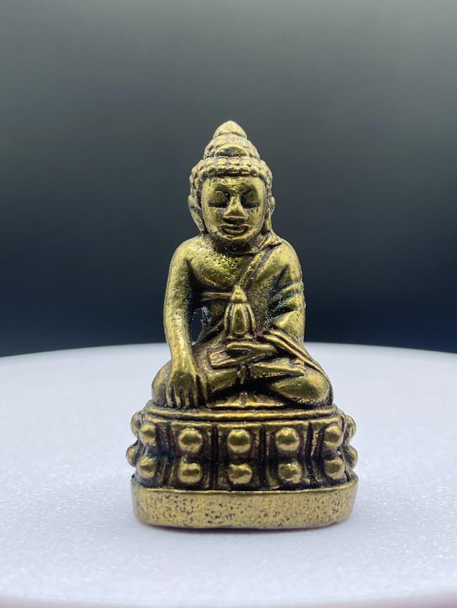 พระกริ่งหลวงปู่ทิม อิสโก วัดละหารไร่ จ.ระยอง ทำพิธีเททองปลุกเสก ๕ พ.ค.๒๕๑๗ เนื้อทองเหลือง ใต้ฐานมีโค๊ต