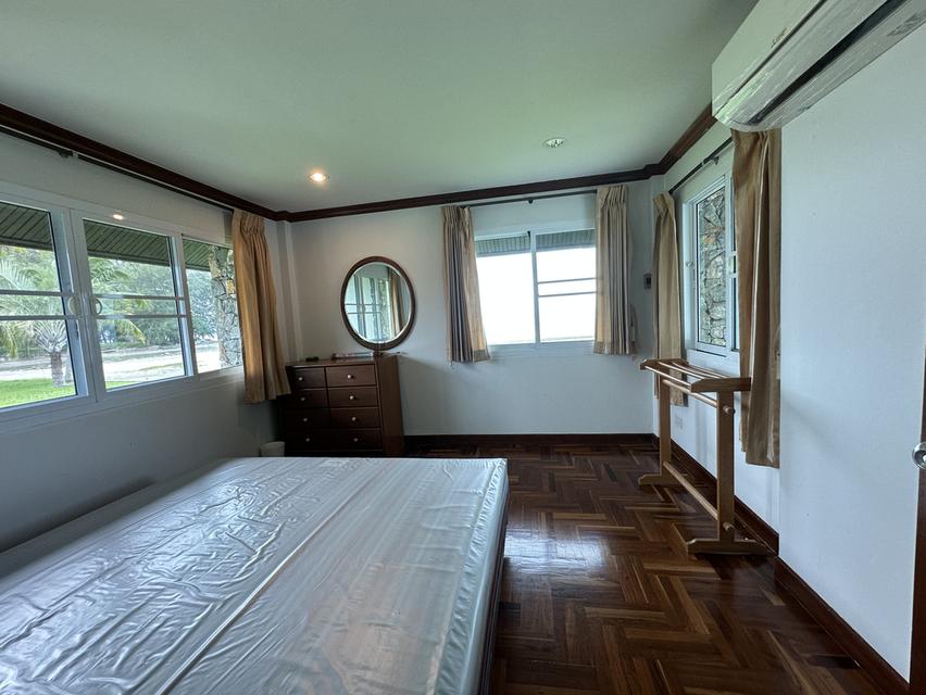 Rock Garden Beach บ้านเดี่ยว ติดทะเล ระยอง พื้นที่ 197.8 ตารางวา ถนนเฉลิมบูรพาชลทิต ตำบลกร่ำ อำเภอแกลง จังหวัดระยอง 16