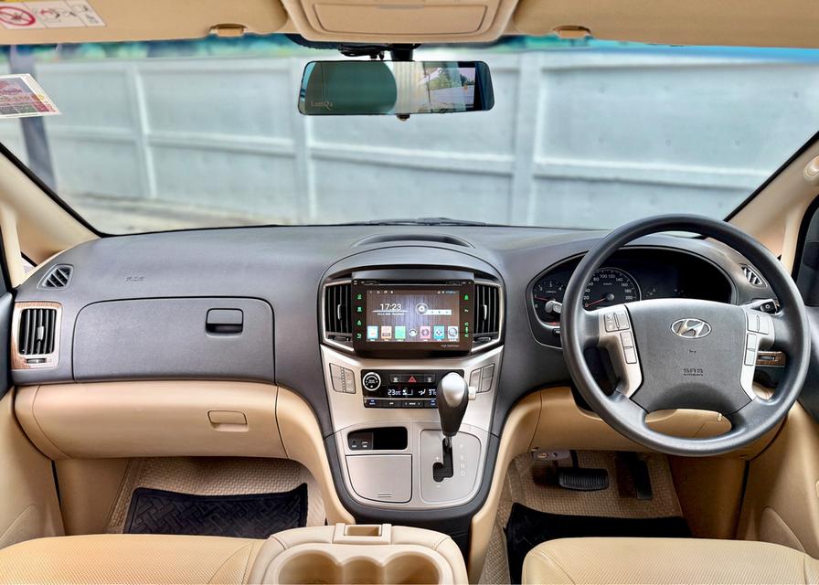 HYUNDAI H1 ELITE  2019   7