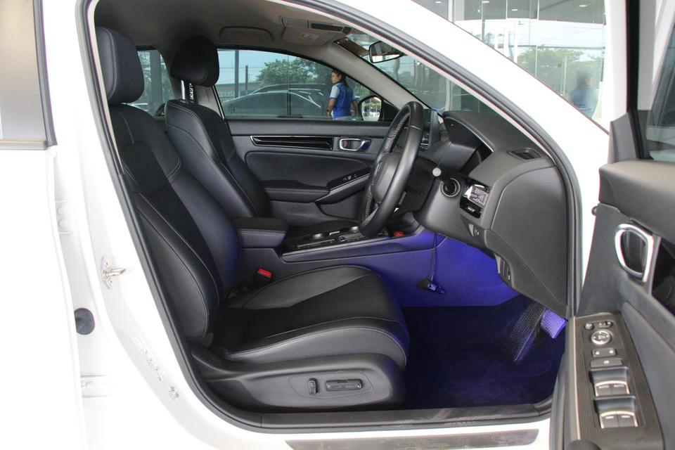 รหัสรถ TKG1266 HONDA CIVIC 1.5 TURBO EL+ ปี 2024 9