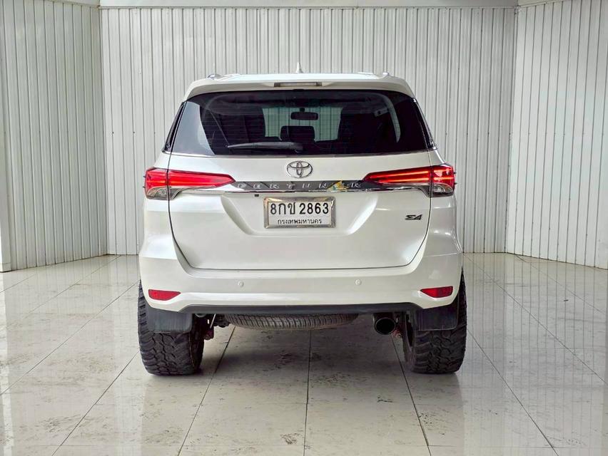 TOYOTA FORTUNER มือสอง ปี 2019 รูปที่ 10