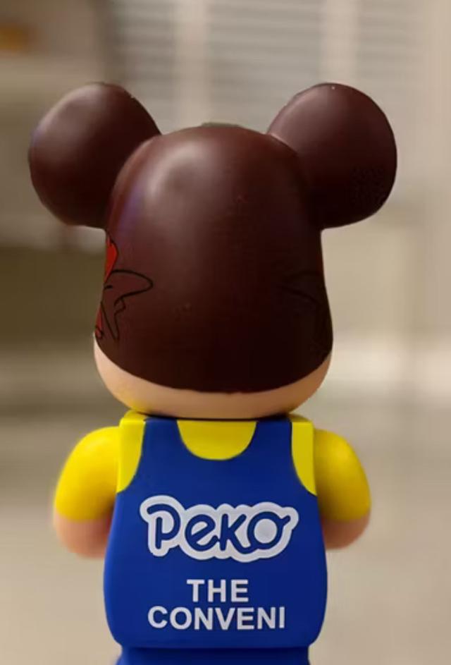 ขาย Bearbrick 400% Peko มือสอง 2