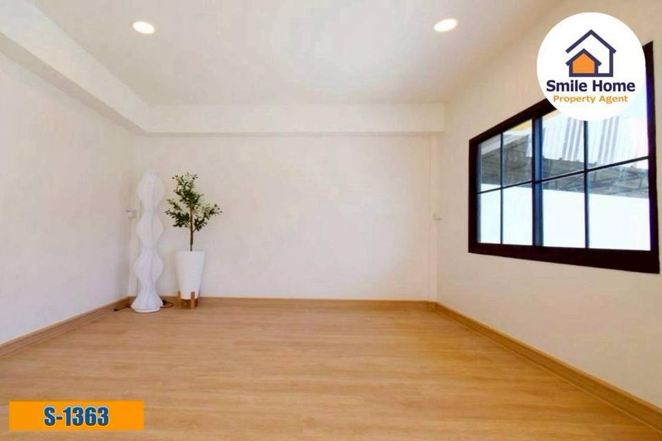 หมู่บ้านถาวรนิเวศน์2 ซอยบางนาตราด12 รีโนเวทใหม่ทั้งหลัง 4