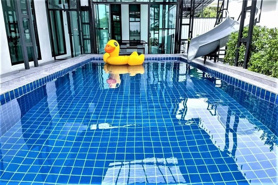 Pool villa for rent
