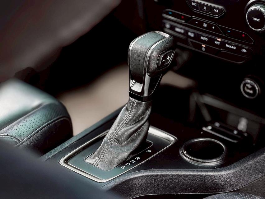 🚘 FORD Everest titanium Plus 2.0 Turbo ดีเชล ปี2019 รูปที่ 12