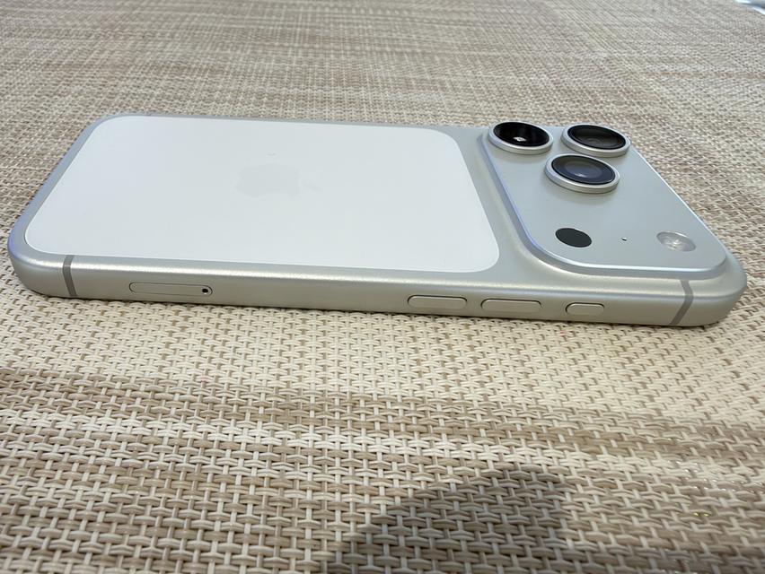 iPhone 17 Pro สีขาว 512 ผ่อนได้ รับเทิร์นเครื่องเก่าให้ราคาสูง รูปย่อยที่ 2