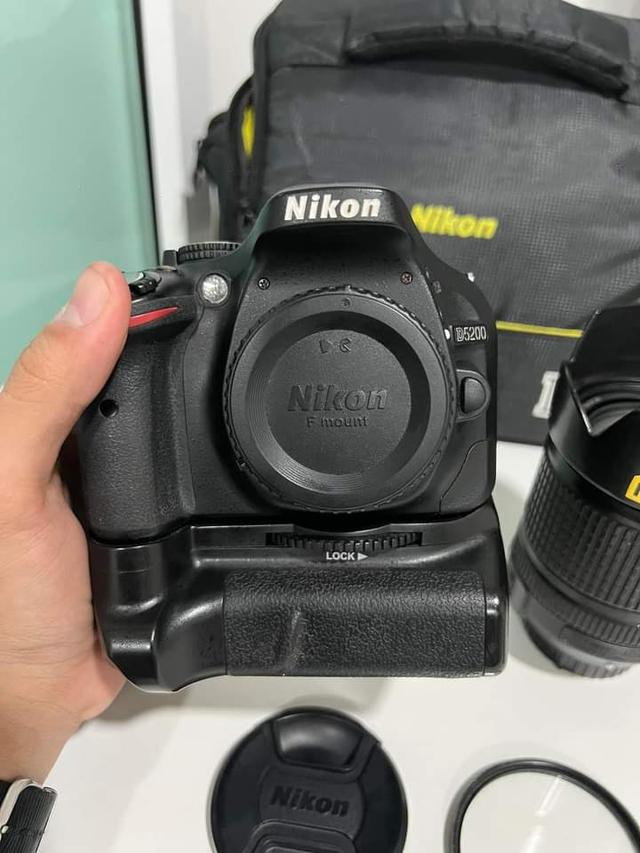 Nikon d5200 + 18-140 DX VR  2