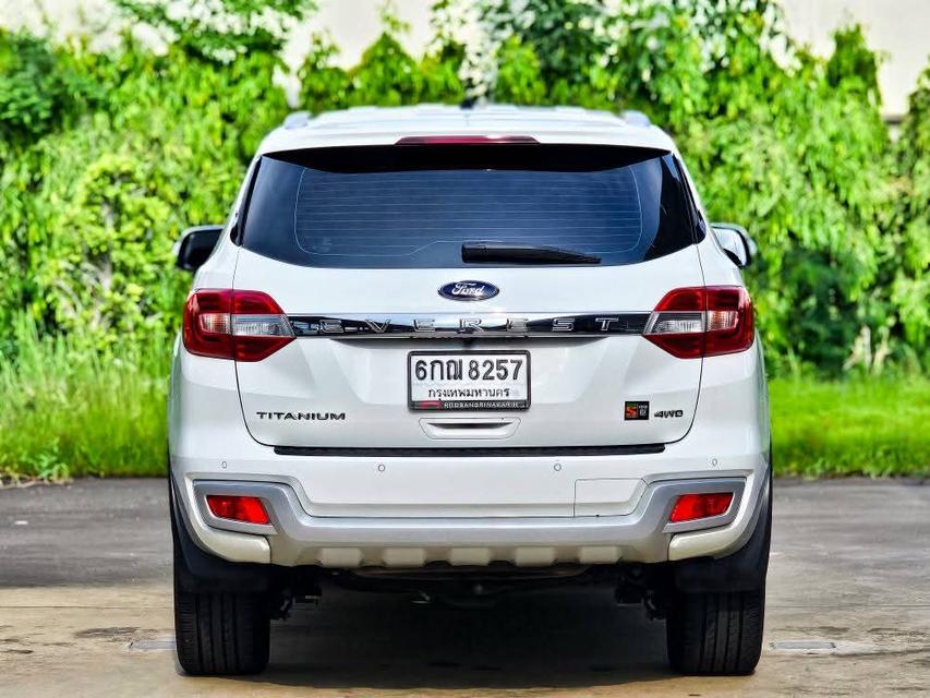 FordFord Everest 8