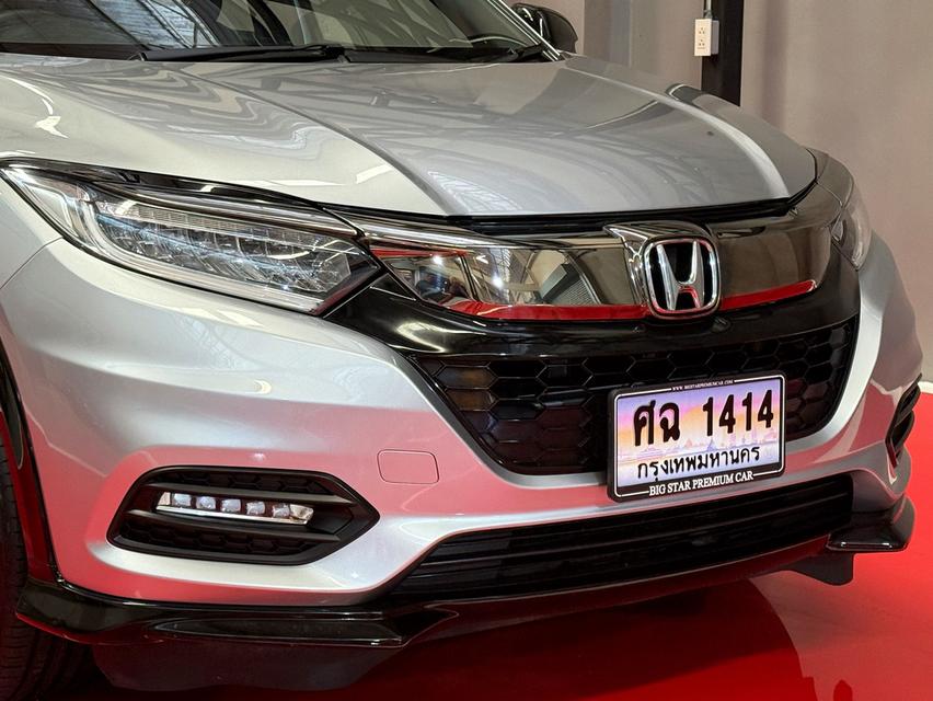 2019 HOND HRV 1.8 RS รุ่นTOP SUNROOF รถมือเดียวออกป้ายแดง รถวิ่งน้อย ไม่เคยมีอุบัติเหตุครับ 8