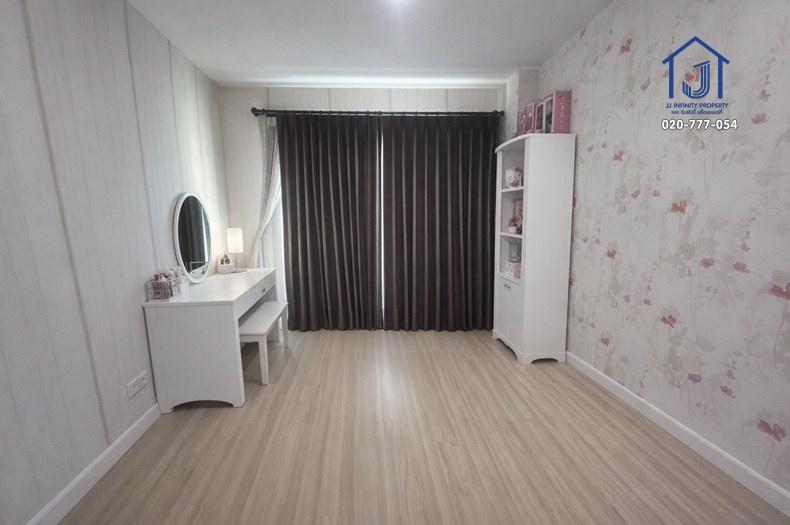 ขายและให้เช่าคอนโด ลูคัส การ์เด้นท์ แฟมมิลี่ เฮาส์ ซอยนาคนิวาส 7 ลาดพร้าว71 ใกล้ Central Eastville - MRT สีเหลือง 4