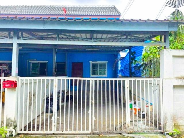 MRT มีนบุรี 350 ม. ให้เช่าทาวน์เฮ้าส์ 2 ชั้น 20ตร.วา. 2 นอน 2 น้ำ ม.เกษมบัณฑิต ร่มเกล้า 800 ม. ซ.หทัยราษฎร์ 1-7 ตลาดมีนบ 2