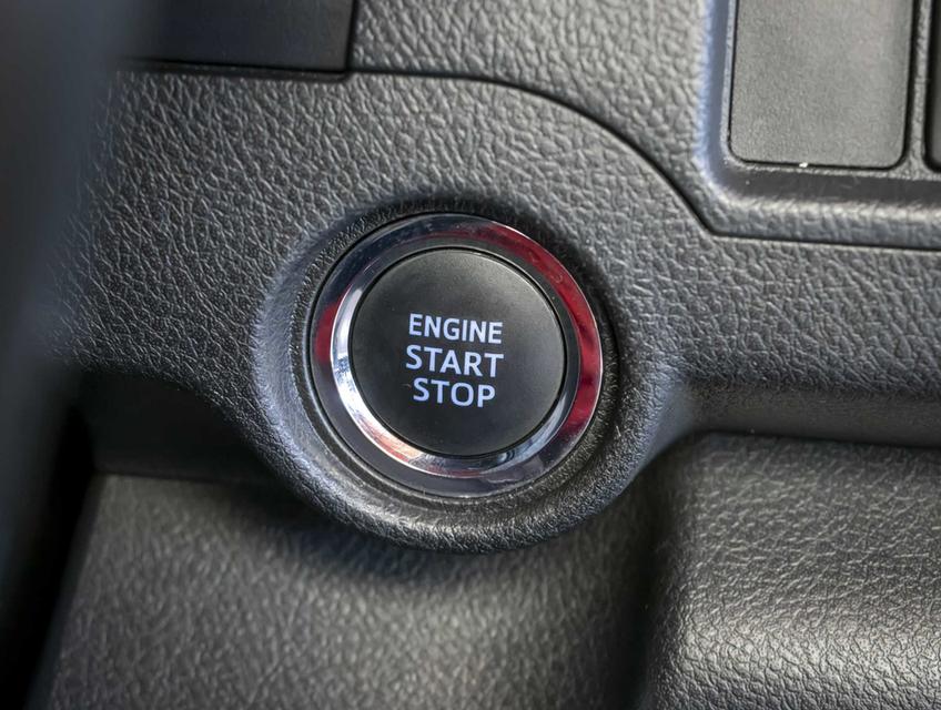 TOYOTA CAMRY 2.0 G Extremo ปี2016 15