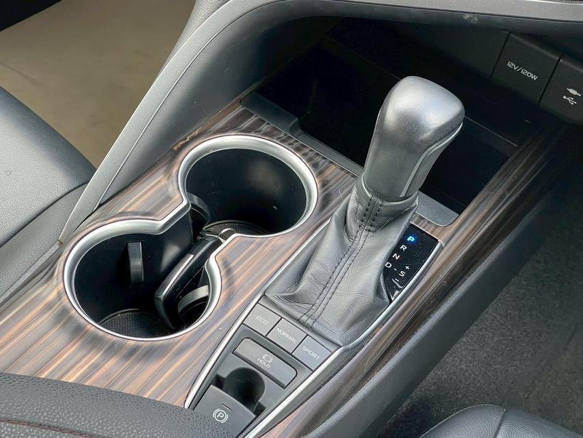 รหัสรถ PJP8520 2019 TOYOTA CAMRY 2.5 G 13