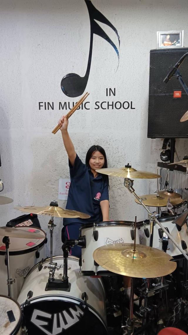 รับสอนกลองทุกประเภท ที่ Fin Music School