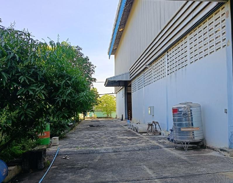 ให้เช่าโกดัง มีเครนพร้อมออฟฟิศ 4 ชั้น / ทำเล คลอง 6 ธัญบุรี / ถนนเลียบคลองหก 3
