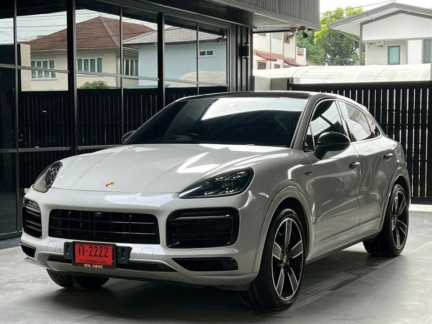 Porsche CAYENNE 3.0 E-Hybrid Coupe 4WD SUV
