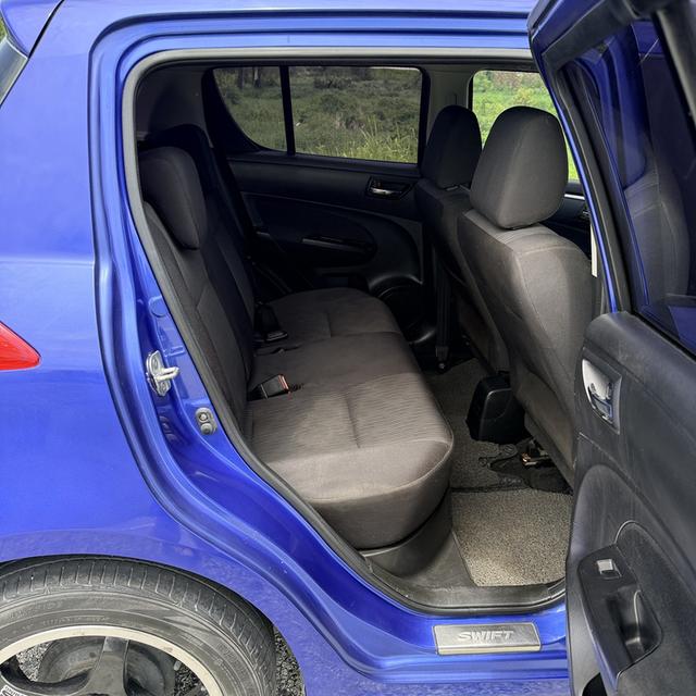 SUZUKI SWIFT1.25GLX AUTO 2013 ✅สวย เดิมสะอาด น็อตไม่ขยับ ไม่แก็ส ❇️ปุ่มสตาร์ท ภายในเยี่ยม แม็กยางสวย ✅เครื่องเกียร์ช่วงล่างดี ประหยัดน้ำมัน ❇️ รูปที่ 16