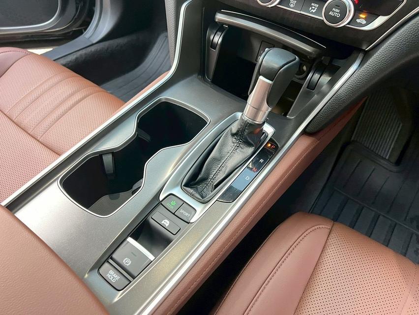 ขาย Honda Accord 2..0e:hev Tech ปี21 11