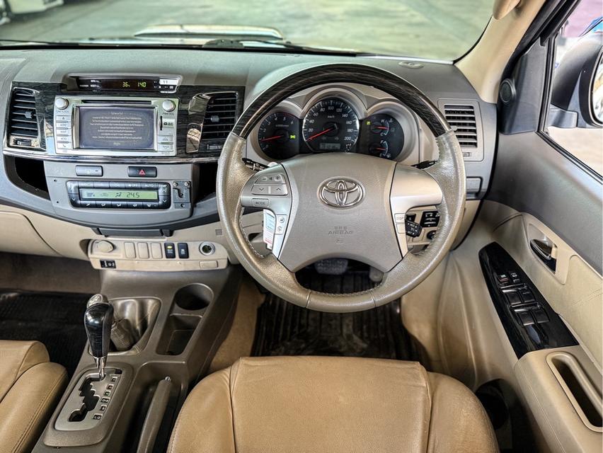 รหัสรถ WRT191 TOYOTA FORTUNER 3.0 V 4WD  6