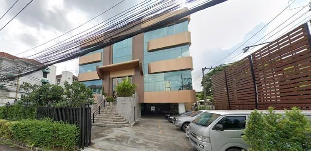 PB5404 ให้เช่าอาคารสำนักงาน 5 ชั้น ย่านทาวน์อินทาวน์ เลียบด่วน เหม่งจ๋าย ถนนประดิษฐ์มนูธรรม เขตวังทองหลาง 