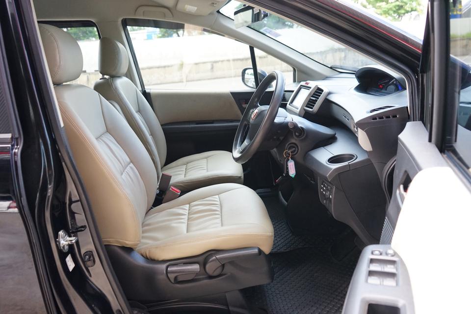 2013 H.FREED 1.5EL 12