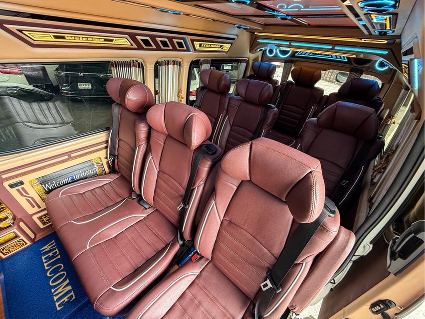 รหัสรถ WRT1800 2024 TOYOTA COMMUTER, 2.8  7