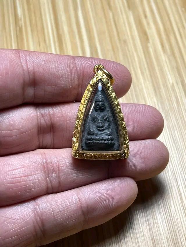 พระเลี่ยมทอง