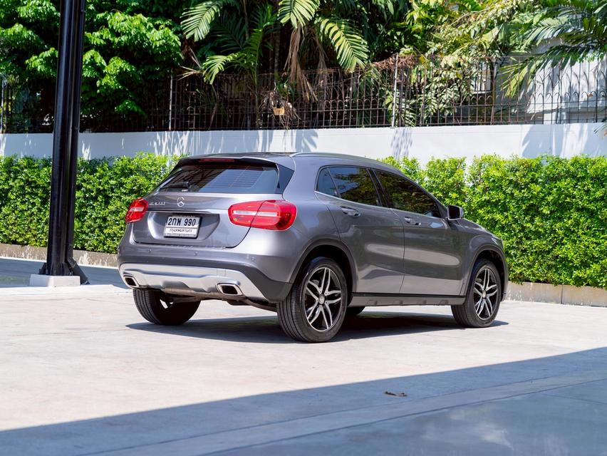 Mercedes Benz GLA200 รูปที่ 5