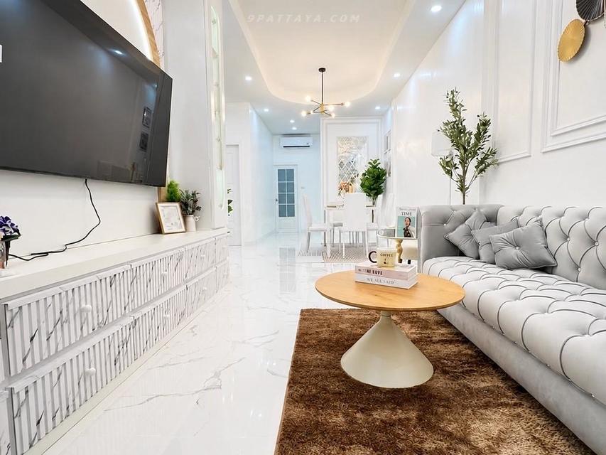 For Sale — Newly Renovated Single-Storey Townhouse at Raviporn Place, Soi Nern Plub Wan Beautiful 29sqw 2bedrooms 2bathrooms Modern Style 1