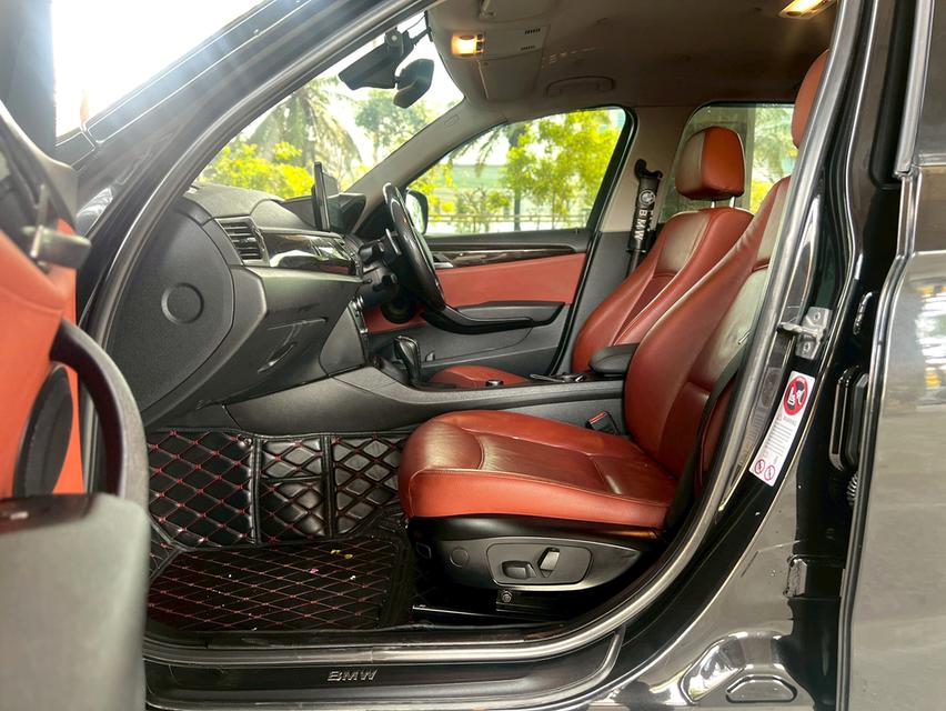 ขายรถ BMW X1 SDrive20d Highline 2.0 ปี 2012 สีดำ เกียร์ออโต้ รูปที่ 11