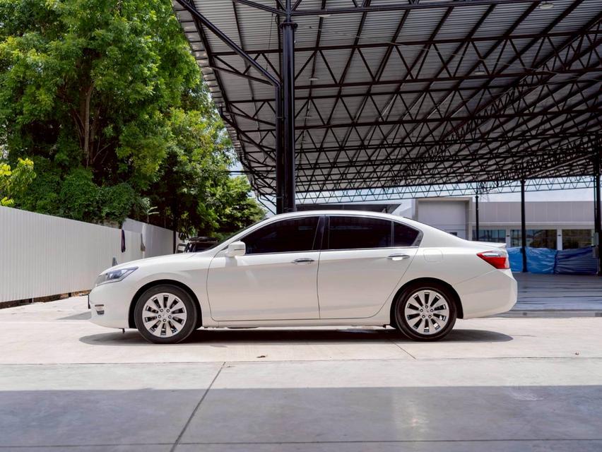 HONDA ACCORD 2.0EL ปีจด 2014 ประกันเครื่องเกียร์3ปี / 30,000 km.✨️ 4