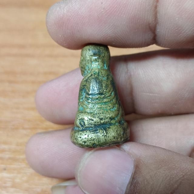 พระหลวงพ่อเงิน วัดทุ่งน้อย