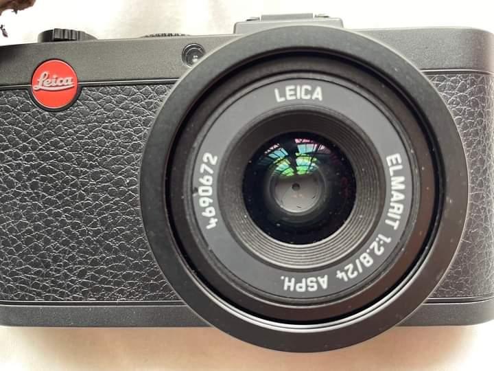 กล้อง Leica X2