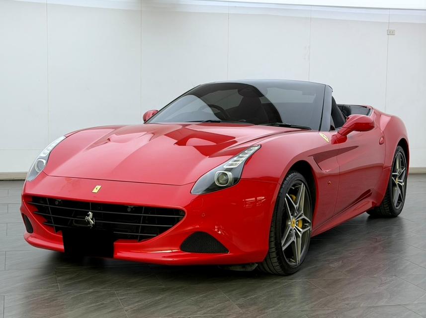Ferrari California T ปี 2016