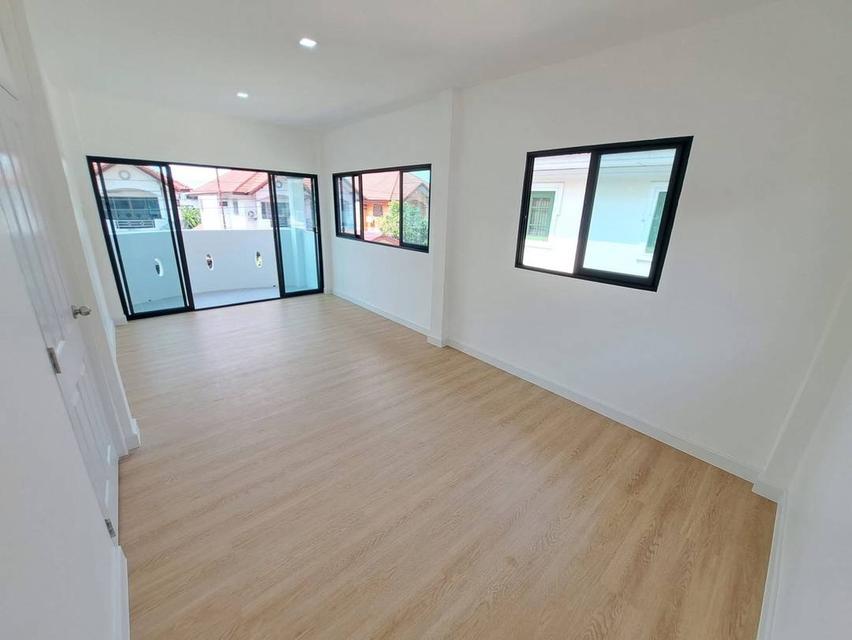 ขายบ้าน พร้อมอยู่ รีโนเวทใหม่ทั้งหลัง หมู่บ้านทวีทอง3 หนองแขม 9