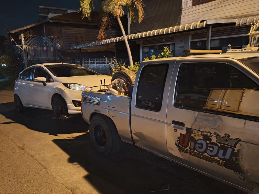 มีuริการทั้งรถเล็ก-รถใหญ่-รถบรรทุกทั้งคัน(สไลท์) รถยกแบบช้อนล้อ ได้มาตรฐาน 083-915-5619 083-256-5915 รูปที่ 8