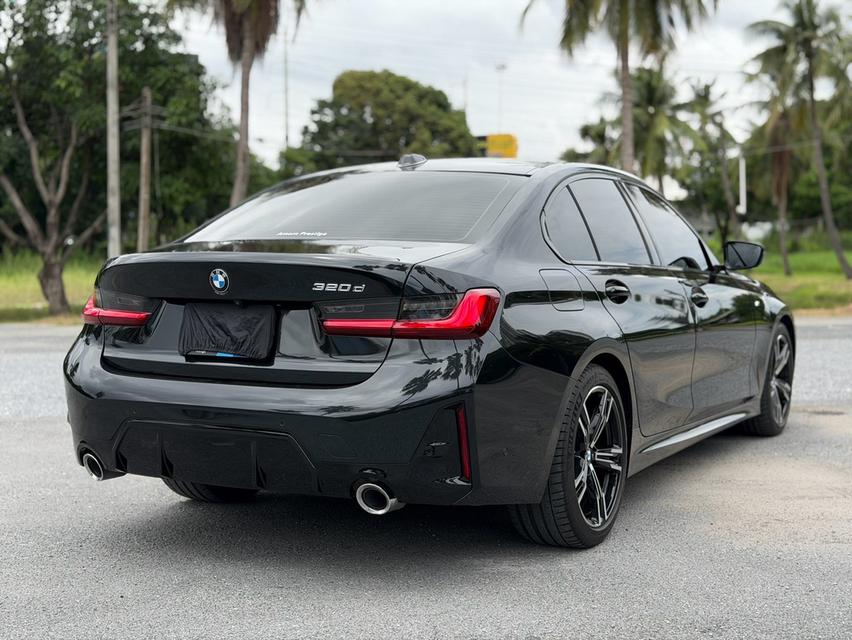 BMW 320d M Sport LCIปี 2023 ไมล์ 72,xxx kmราคา 1,590,000 บาทBSI: 28/12/2028 (5yrs/100,000km)Warranty: 281/12/2028 (5yrs/200,000km) รูปที่ 6