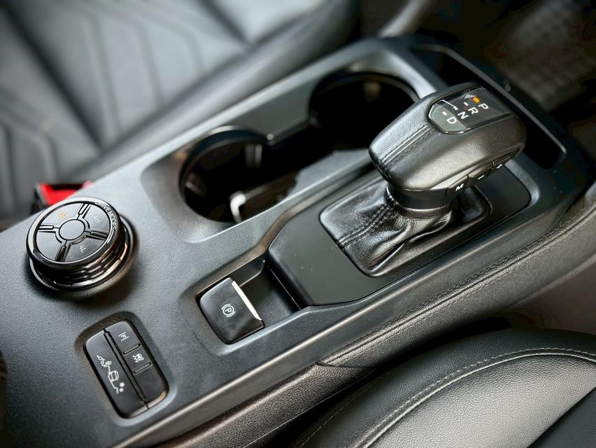 ปี 2022 FORD EVEREST, 2.0 BI-TURBO 4WDTITANIUM PLUS 17