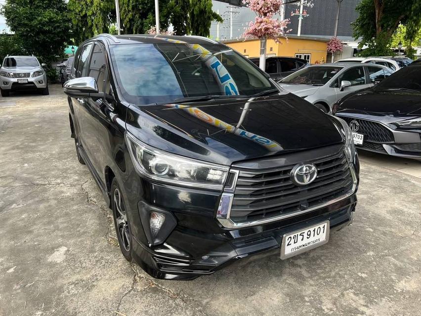 TOYOTA INNOVA CRYSTA PREMIUM เครื่อง2.8cc. AUTO ปี2022