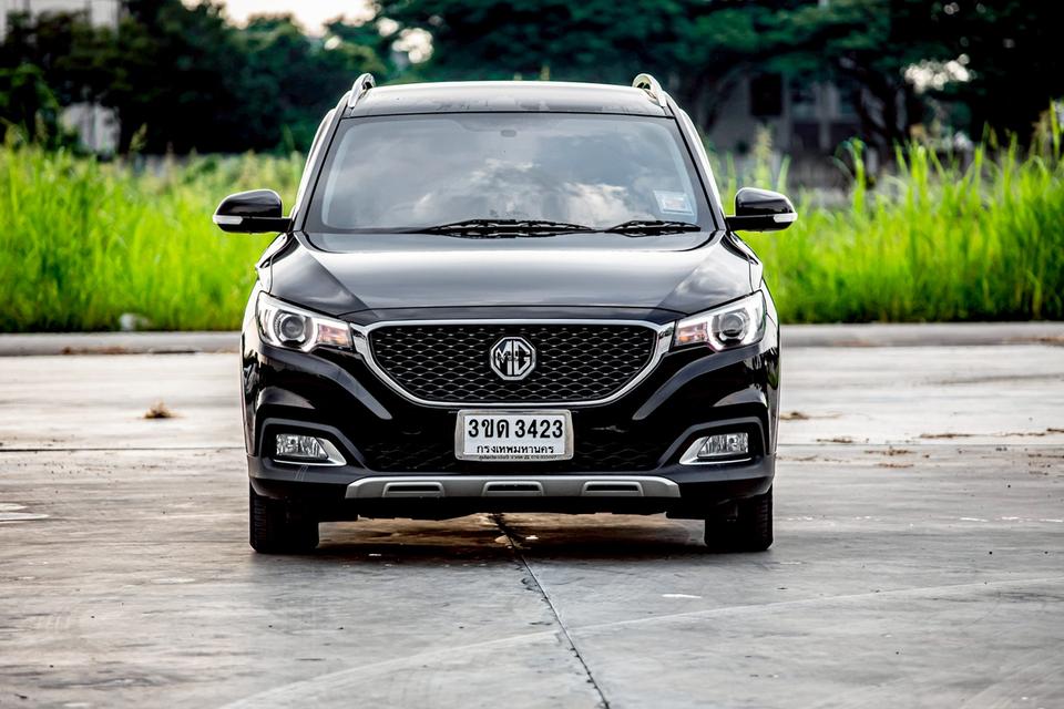 MG ZS 1.5 D ปี 2019 สีดำ มือเดียวป้ายแดง 2