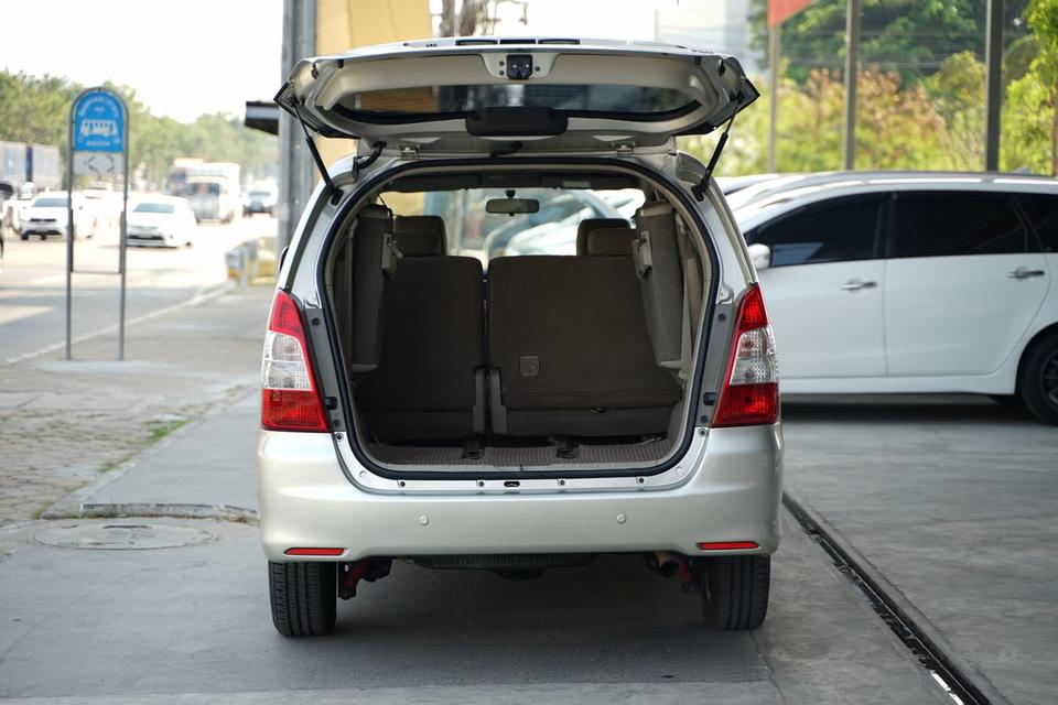 2013 TOYOTA INNOVA 2.0G