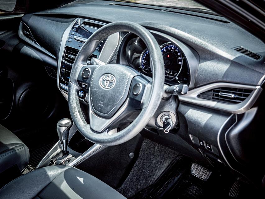 Toyota Yaris 1.2E ปี 2018 สีดำ  13