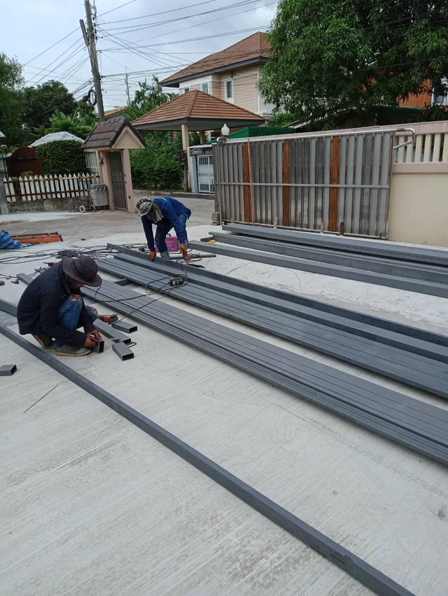 รับงานต่อเติมบ้านครบวงจร โครงหลังคา กันสาด ห้องครัว เทพื้น ปูกระเบื้อง 0950920028 รูปที่ 15