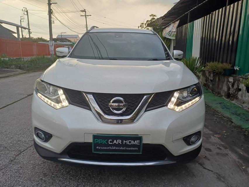 ปี2015 NISSAN X-TRAIL 2.0 เบนซิน AUTO TOP ขับ 4 ล้อ 7ที่นั่ง ไม่เคยดมแก๊ส