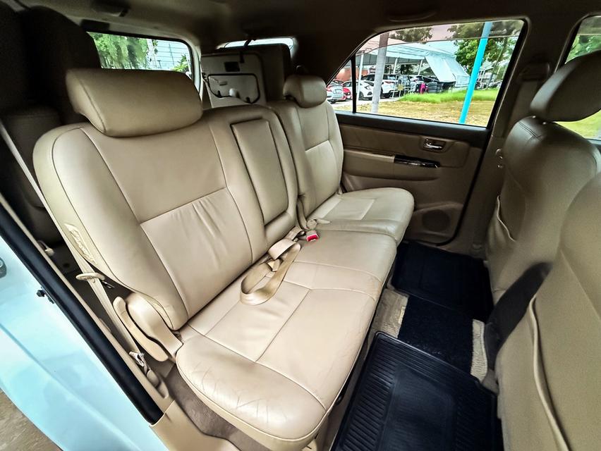 Toyota Fortuner 3.0V ปี12 14