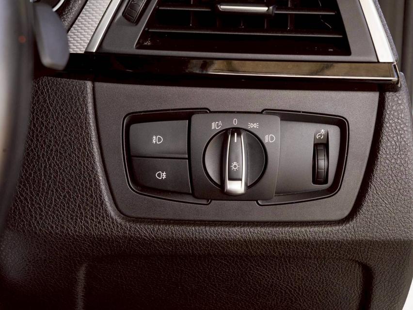 ขาย BMW 320d Mdport ปี19 10